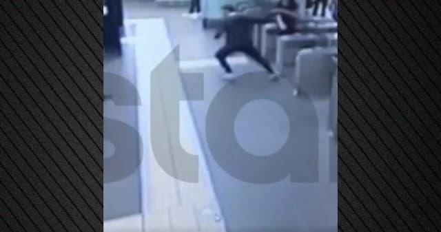 קטין חטף שרשרת זהב מתיירת בתחנת ויקטוריה של ISAP - סרטון