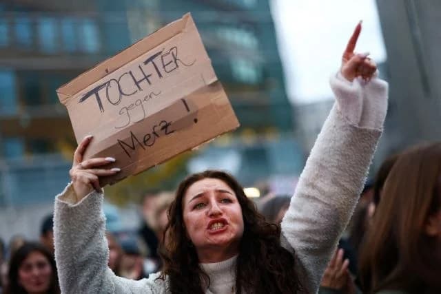 Deutschland: Protest gegen Merz' Aussage zu 'Stadtbild' und Migranten