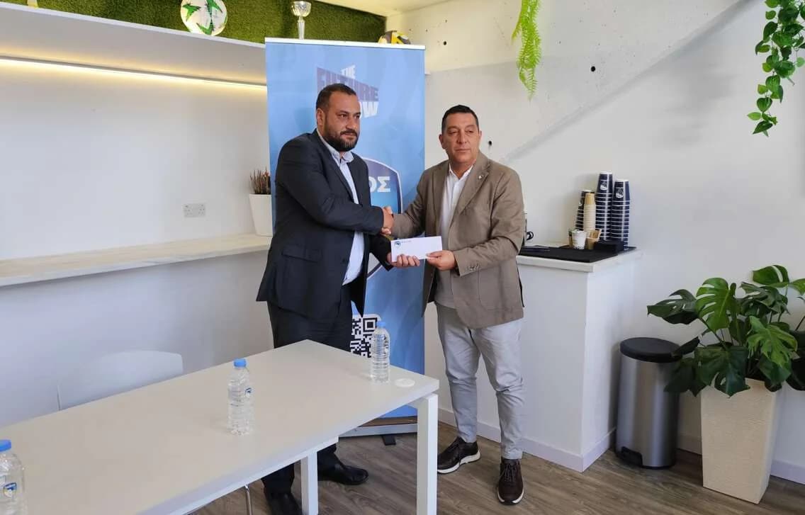 Pafos FC dona 17.500 € a las víctimas del incendio de Limassol y crea una fundación benéfica