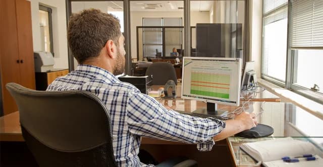 28 באוקטובר: חג, זכויות עובדים ופיצויים