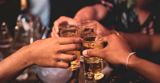 Проверки ночных клубов: 140 обвинительных заключений, 350 несовершеннолетних госпитализированы с алкогольным отравлением
