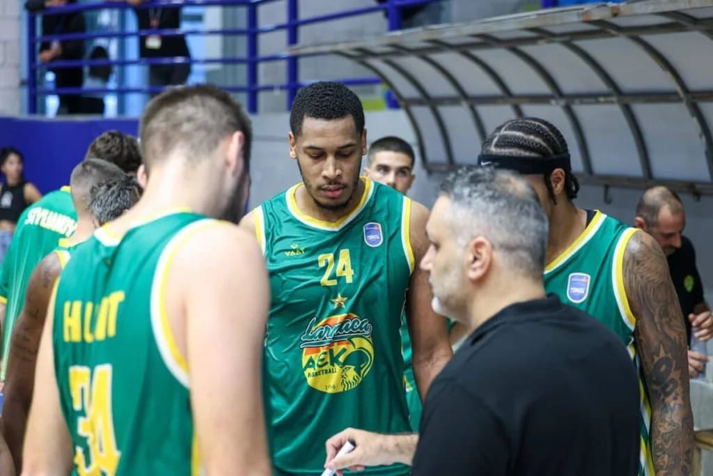 Petrolina AEK sichert sich vierten Sieg in Folge gegen Etha