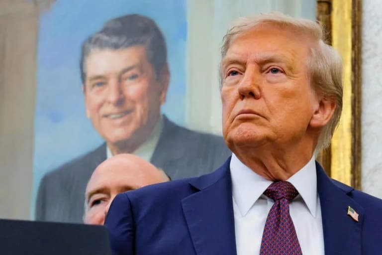 Trump erhöht Zölle auf Kanada wegen unliebsamer Werbung