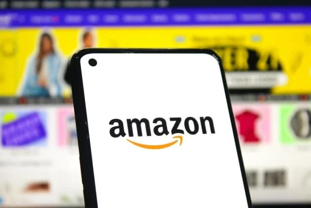 Amazon Announces 14,000 Layoffs Amid AI Investments