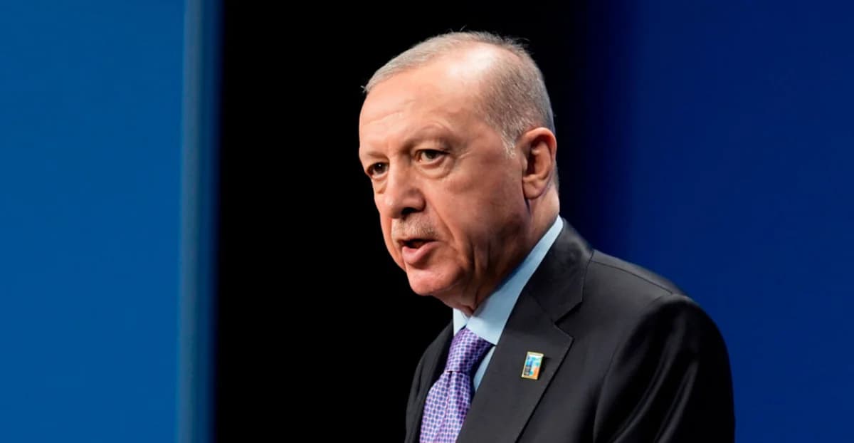 Erdogan eröffnet Panzerfabrik und erklärt die Türkei für unübersehbar