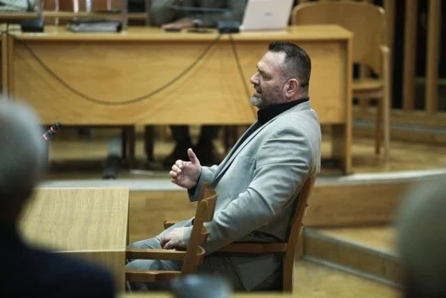 Europäisches Parlament: Giannis Lagos wurde auch nach seiner Verurteilung weiterbezahlt