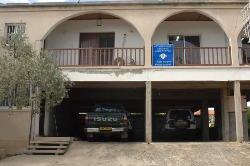 תחנת משטרת קאטו פירגוס עוברת דירה