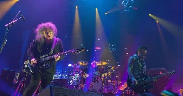 The Cure: Επιστροφή στην Αθήνα για το Ejekt Festival