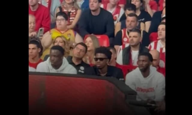 Kostas Antetokounmpo: Netzhautblutung – Außer Gefecht
