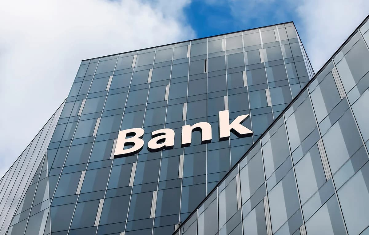 Banks Announce Profits and Dividends to Shareholders