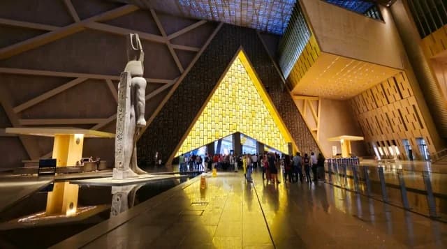 Mitsotakis asistirá a la inauguración del Gran Museo Egipcio en Guiza