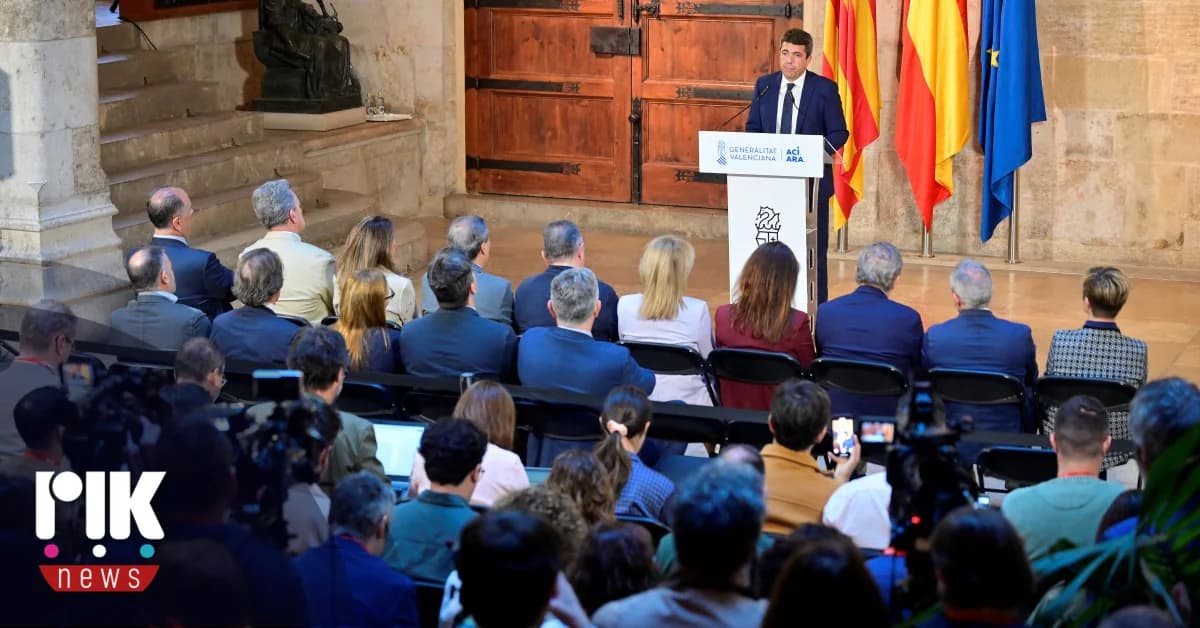 Valencia: Dimiten funcionarios tras inundaciones mortales