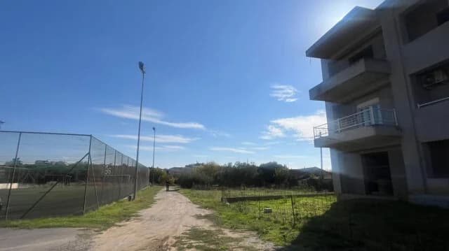 Thessaloniki: 55-Jähriger verletzt 15-Jährigen mit Schrotflinte in Epanomi