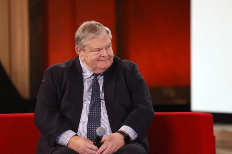 Evangelos Venizelos: Hiperpoliticización de la economía por Trump