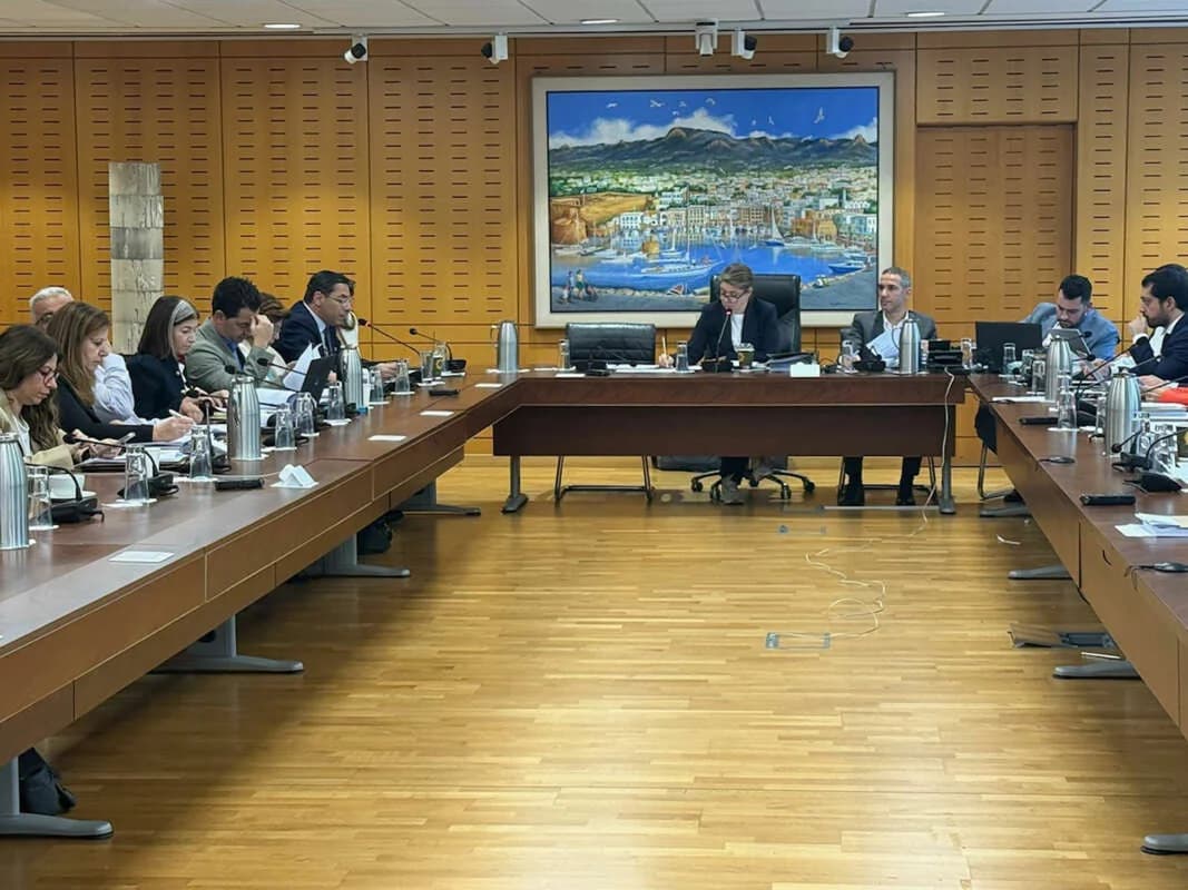 Zyprischer Außenminister: Türkei stellt eine 'existenzielle Bedrohung' dar, sagt K. Kombos