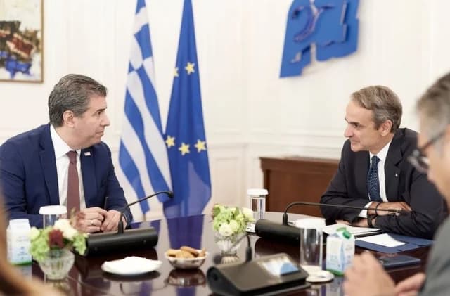 Mitsotakis se reúne con el Subsecretario de Estado de EE. UU., Michael R. Pompeo
