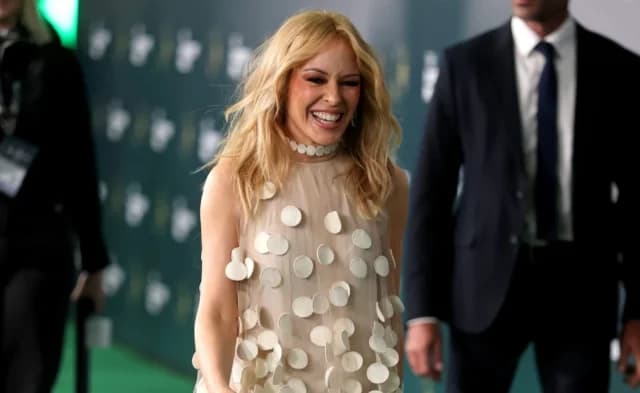 Кайли Миноуг в Stella McCartney на премии Earthshot Prize Awards 2025