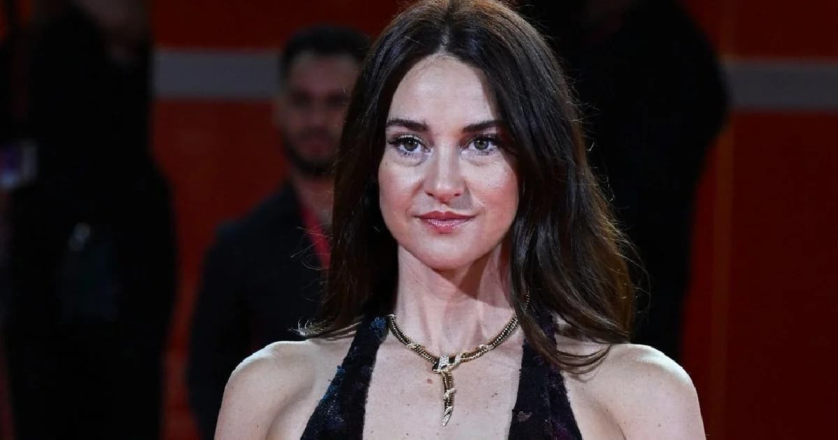 Espresso Brown: Роскошный цвет волос 2025 года