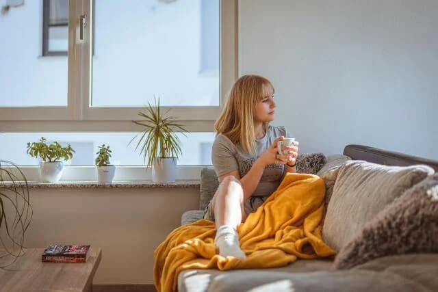 Kaffee-Nickerchen: Wirksamer als Kaffee oder Schlaf allein?