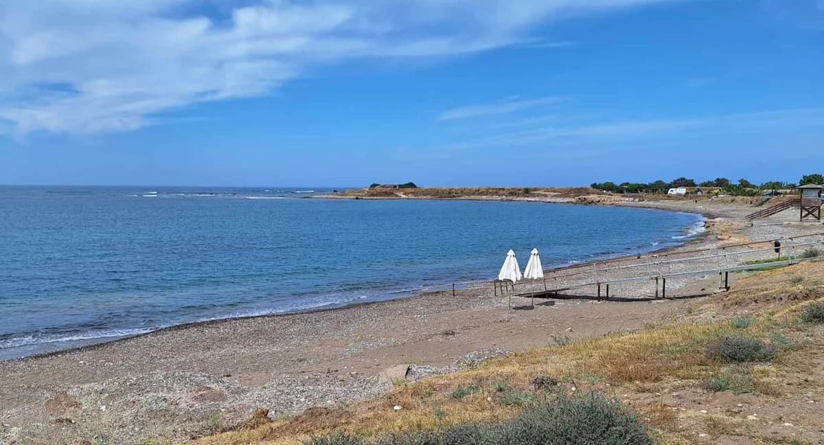 Ανανεωμένη η παραλία Τίμης το καλοκαίρι του 2026