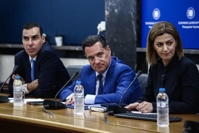 Γεωργιάδης, Αγαπηδάκη, Θεμιστοκλέους: Ενημέρωση για τις Κινητές Ομάδες Υγείας