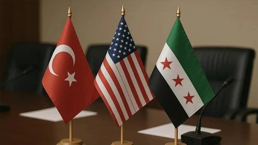 Israelische Medien berichten über mögliches US-Türkei-Syrien-„Dreieck“