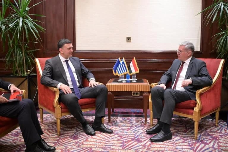Kikilias und ägyptischer Minister diskutieren Zusammenarbeit in Schifffahrt und Energie