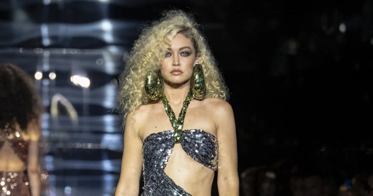 The Models' Trick for Easy Makeup Removal