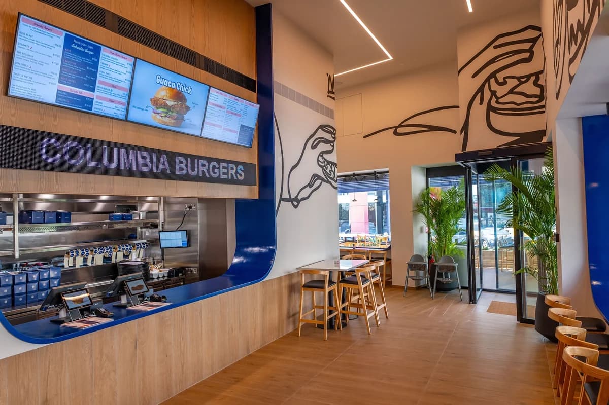 Columbia Burgers + More: Nuevo local de hamburguesas en Limassol