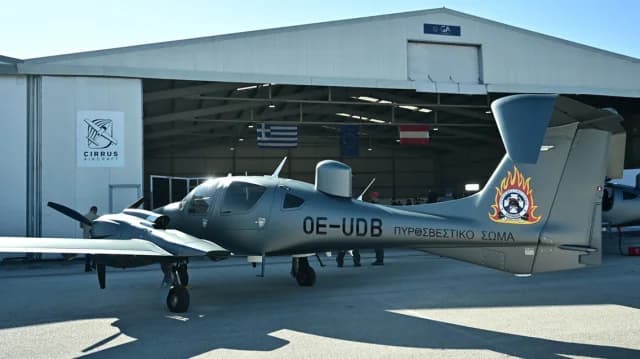 Neue Flugzeuge der Feuerwehr: Luftgestützte Einsatzzentralen