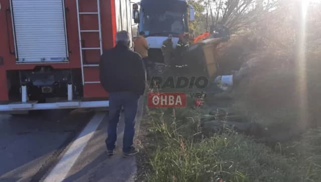 Aliartos: Autobús choca con camioneta – Dos heridos