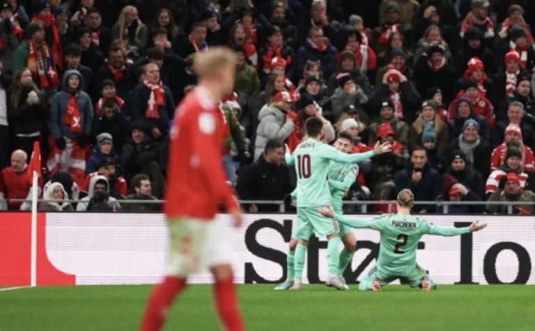 Дания - Беларусь 2-2: Квалификация решится в Глазго