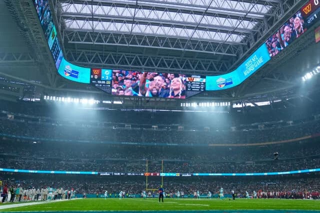 Το Μπερναμπέου φιλοξένησε αγώνα NFL: Πάνω από 80.000 θεατές