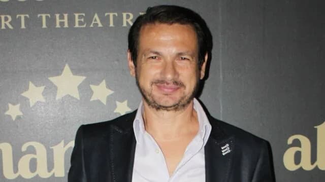 Stavros Nikolaidis: Comentarios sobre Filippidis, Moutidou y Kaiti Konstantinou