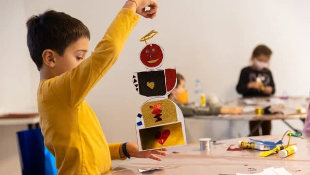 תכניות חינוכיות לחג המולד במוזיאון לאמנות קיקלאדית