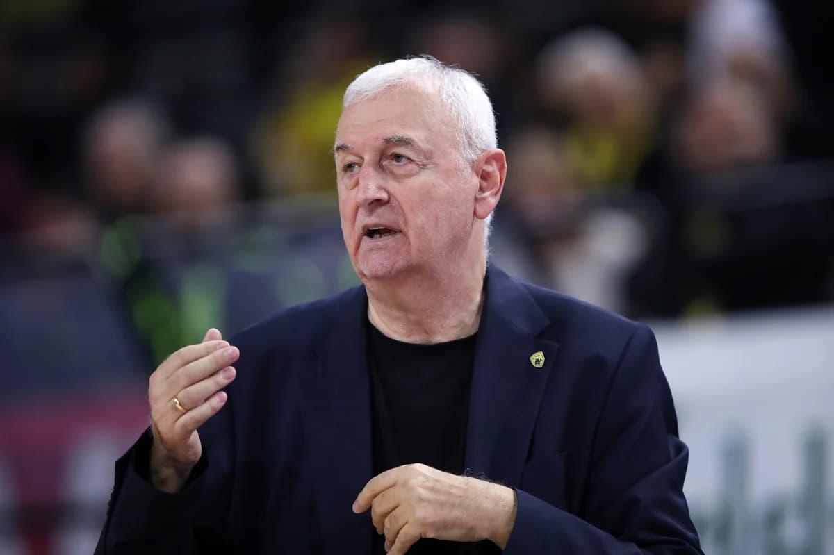 AEK：后卫引进周——贝利成为焦点