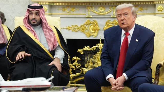 Trump greift in Khashoggi-Frage ein, verteidigt Bin Salman
