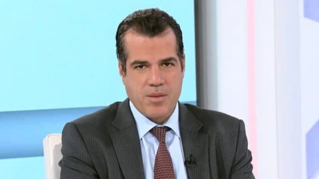 Grecia y Alemania discuten centro de retorno de migrantes en África: Dice Plevris