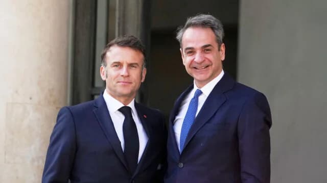 Γαλλικά ΜΜΕ: «Ο τζίτζικας δανείζει στον μέρμηγκα» - Η Ελλάδα αποπληρώνει πρόωρα δάνεια