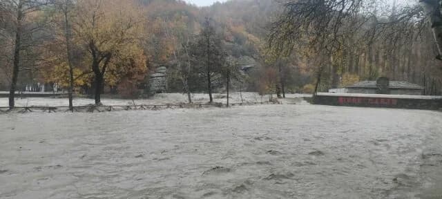Καταστροφικές πλημμύρες στο Νεστόριο Καστοριάς από τον Αλιάκμονα