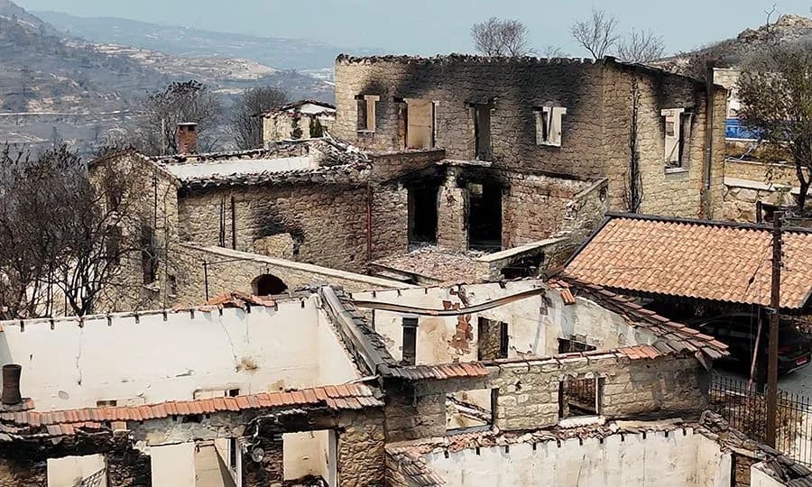 ΥΠΕΣ: €60 εκατ. το κόστος για την πυρκαγιά στη Λεμεσό – Δραματική η διαφορά με του Αρακαπά