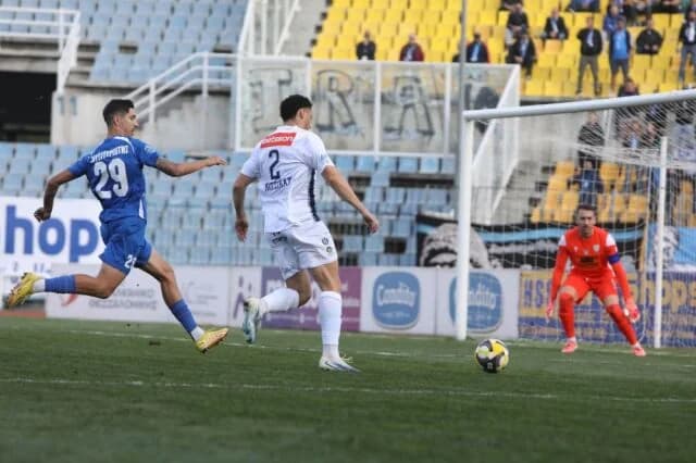 Super League 2: Iraklis Continúa su Racha Ganadora, Victorias para Niki Volou y Anagennisi Karditsas
