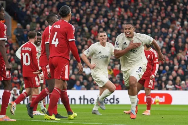 European Football Roundup: Forest Beats Liverpool, Barcelona Triumphs
