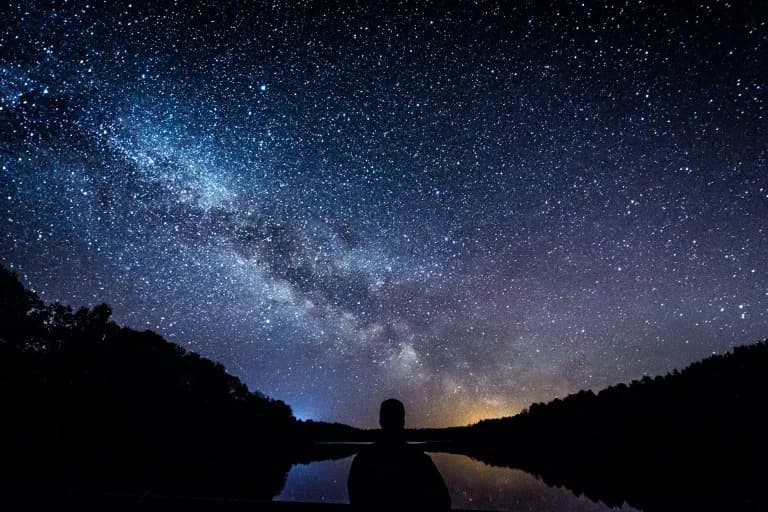 Акрос Зодиак: Что можно и чего нельзя делать знакам зодиака сегодня, 23.11.2025