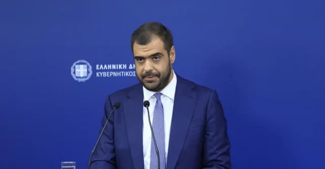 מרינאקיס: לציפראס חסר האופי להתנצל