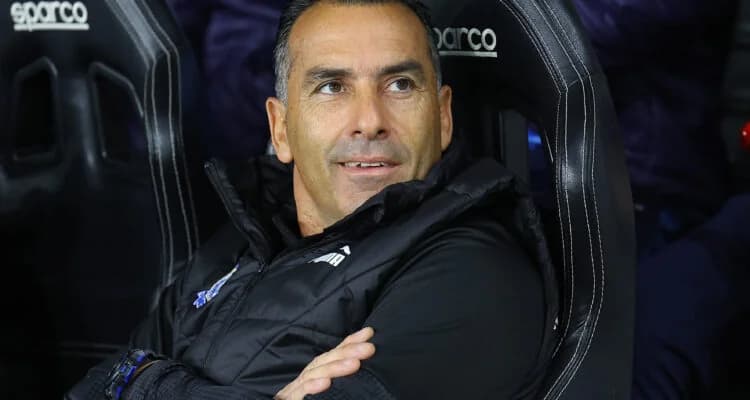 Sofronis: "Es mi responsabilidad / Tenemos a estos jugadores y seguiremos con ellos"