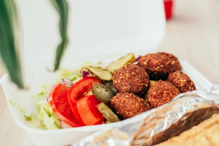 Рецепт: Фалафель с морковью и кориандром