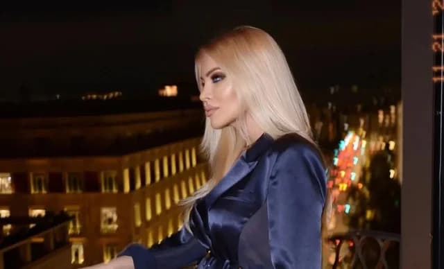 卡特琳娜·凯努尔吉乌：献给女儿的感人礼物