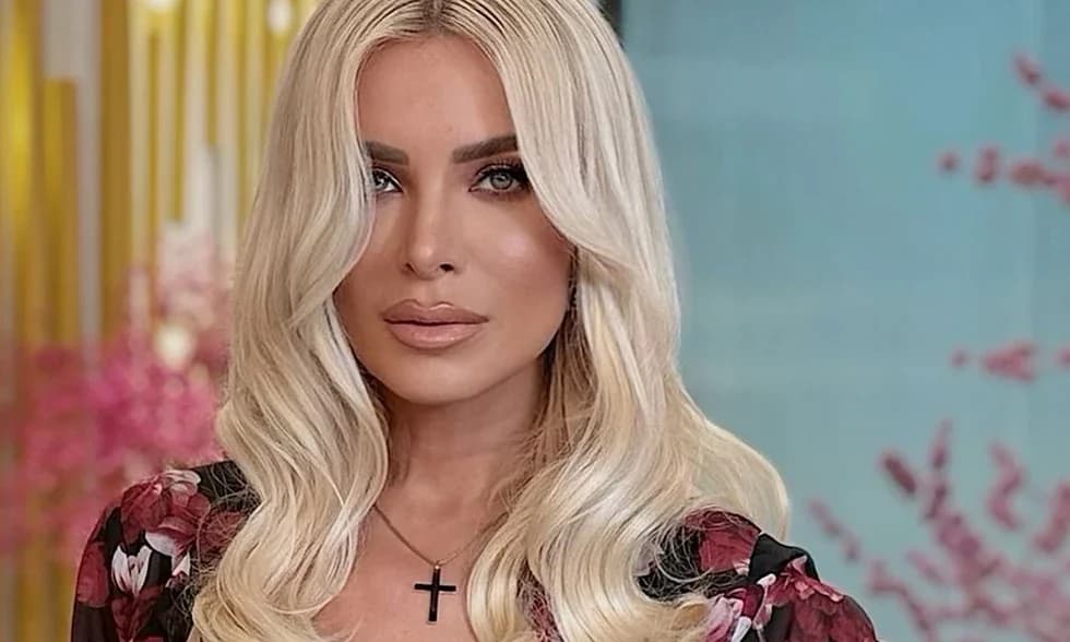 Katerina Kainourgiou: Emotivo regalo dedicado a su hija
