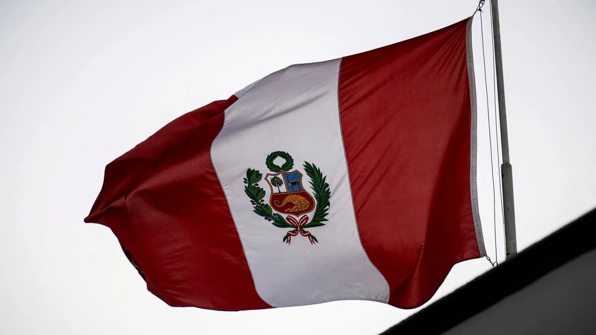 Perú: Condenan a policías a 17 años por torturar y violar a mujer transgénero